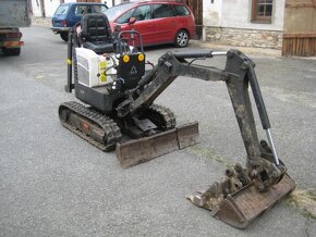 MINIBAGR Bobcat E08. - 5