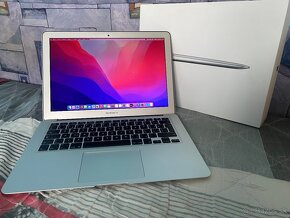 MacBook Air (Early 2015) - 5