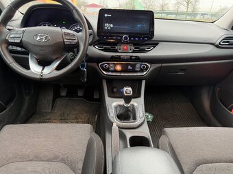 Hyundai i30 combi 1,5gdi 2022 v záruke - 5