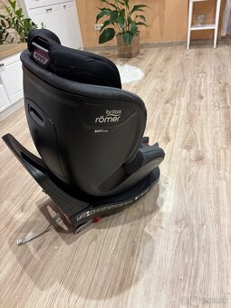 Na predaj autosedačka Britax Romer Dualfix - 5