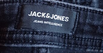 Jack & Jones čierne slim fit sttečové - 5