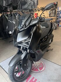 Yamaha Xmax 125 Tech Max DARK Magma a aj čierny - 5