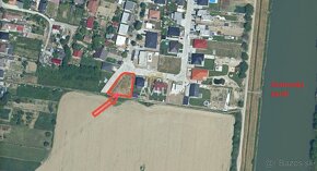 NA PREDAJ: kompletný stavebný pozemok 730m2 - Madunice - 5