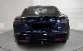 Tesla S Plaid 1020 koní 0-100km/h/2,1s, tovární záruka - 5