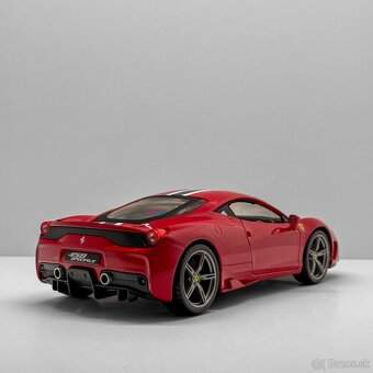 Ferrari 458 Speciale Bburago 1:18 - 5