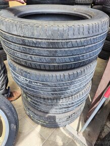 Predám gumy Michelin 235/55 R18 - 5