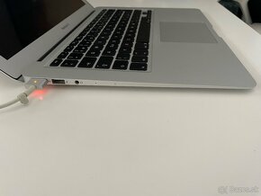 MacBook Air 13” (2015) - 5