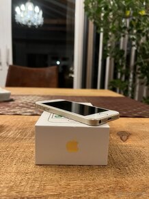 iPhone 5s gold 16GB + slúchatka + nabíjačka - 5