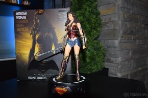 Zberatelska figurka Wonder Woman 1:10 - 5