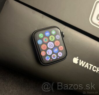 Apple Watch SE 44mm nike+ edition - 5