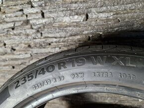 235/40/R19 W XL Continental Premium Contact 6-2021 - 5