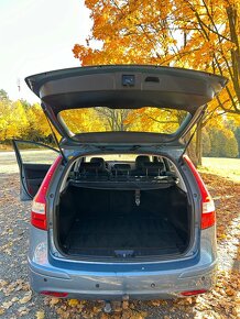 Hyundai i30 CW 1.4 benzín, 2010 - 5