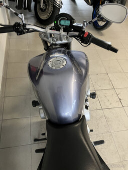 Yamaha FZ6 - 5