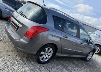 Peugeot 308 2,0 SW HDI PANORAMA 7MÍST nafta manuál 100 kw - 5