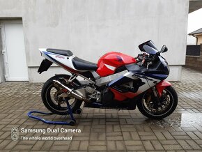 Honda CBR 929RR - 5