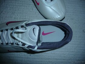 nove botasky Nike Air Cardio III Lea. c 39 - 5