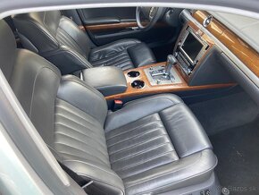 Volkswagen Phaeton - 5