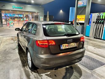 Predám Audi A3 sportback 1.6 Tdi - 5