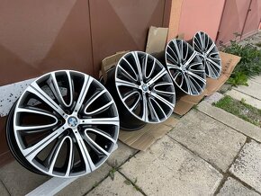 ORIGINAL Nové disky 5x112  bmw rad 7 R20 - 5