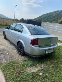 Opel Vectra C 2.2DTI - 5