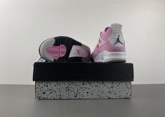 Air Jordan 4 Retro Orchid - 5