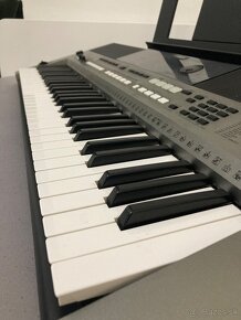 Yamaha PSR-E443 - 5