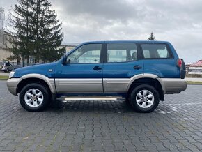 Nissan Terráno 2,7 tdi -7 miest - 5