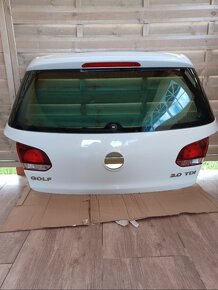 kufrove dvere golf 6 - 5