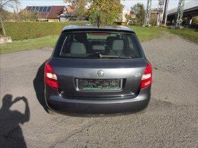 Škoda Fabia 1.416V 63kW 2010 147365km serviska - 5