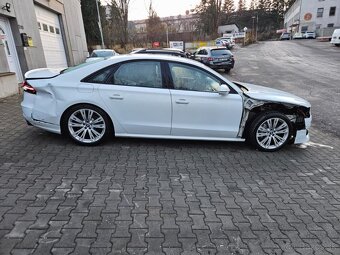 AUDI S8 PLUS 4.0 TFSI 445KW POJÍZDNÉ / DPH / AIRBAGY OK - 5