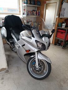 YAMAHA FJR 1300 - 5