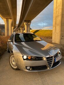 Alfa Romeo 159 2.4 JTDm Sportwagon, automat - 5