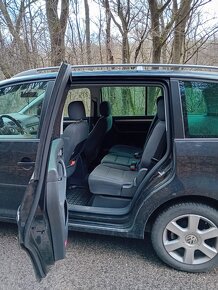 Volkswagen Touran 1.9 tdi DSG - 5