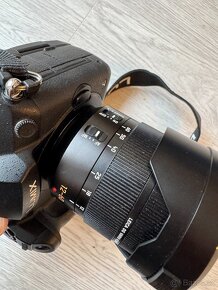 Panasonic LUMIX GH5 s príslušenstvom - 5