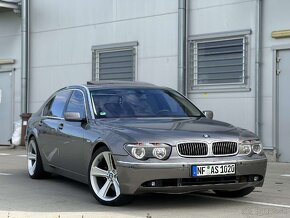 BMW E66 760Li V12 - 5