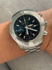 Breitling Avenger Chronograph 45 - 5