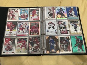 Album NHL hokejových kartičiek 90.s,00.s,10.s - 5