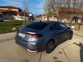 Toyota Corolla sedan Sports Style - 5