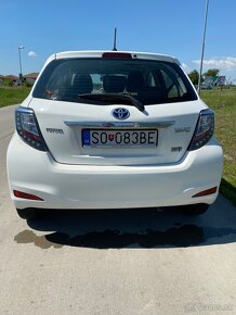 Toyota Yaris Hybrid 1.5 CVT benzín-elektrika - 5