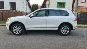 Volkswagen Touareg II 3.0 V6 TDI Terrain Tech BMT Premium 4X - 5