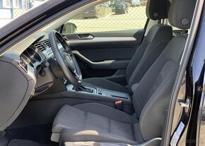 Volkswagen Passat 2.0TDi 110kw DSG NAVI TEMPOMAT nafta - 5