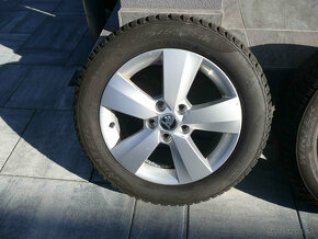 5x112 originál škoda Aludisky+zimné penu 205/55R16 Pirelli - 5