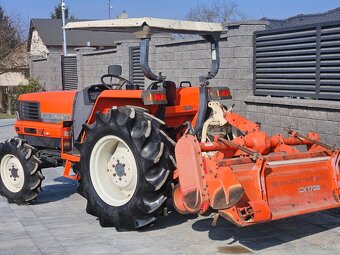 Kubota 32 koní 4x4 - 5