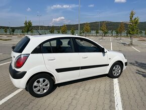 KIA Rio 1.4 Sporty Edition - 5