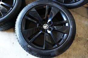 18”----ORIGINAL----ŠKODA---SUPERB---5x112 R18-----ZIMNA SADA - 5