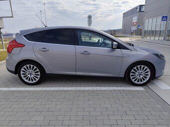 FORD FOCUS - 5