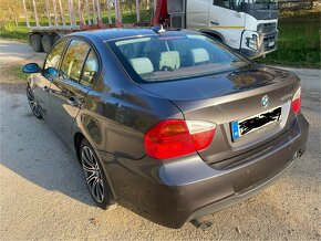 Predám BMW e90 320d 120kw 2006 ročník, šedá metalíza - 5