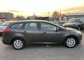 Ford Focus 1.6i KLIMATIZACE KOUPENO V ČR benzín manuál 77 kw - 5