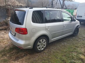 Volkswagen Touran 1.6 TDI Comfortline - 7 miestne - 5