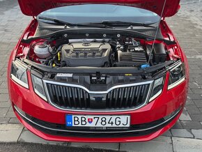 Škoda Octavia Combi 2.0 TSI 140kW Style 4x4 DSG 28154km - 5